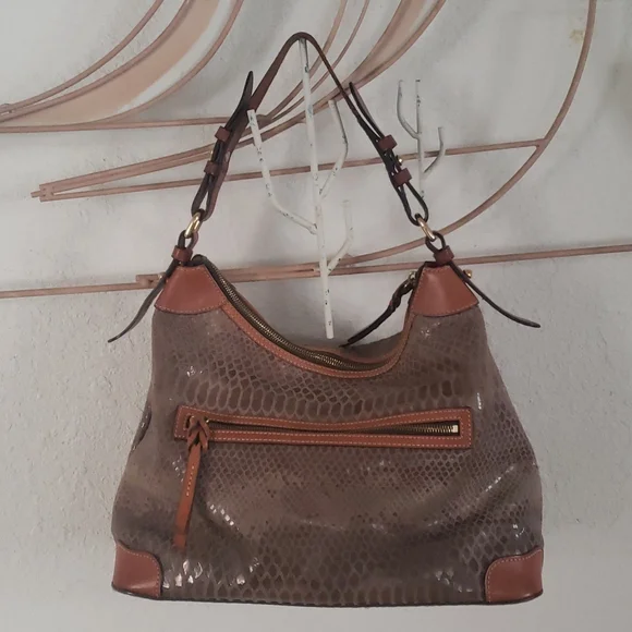 Dooney & Bourke Olive Green Snake Embossed Erica Large Shoulder Bag Purse - Picture 2 of 14